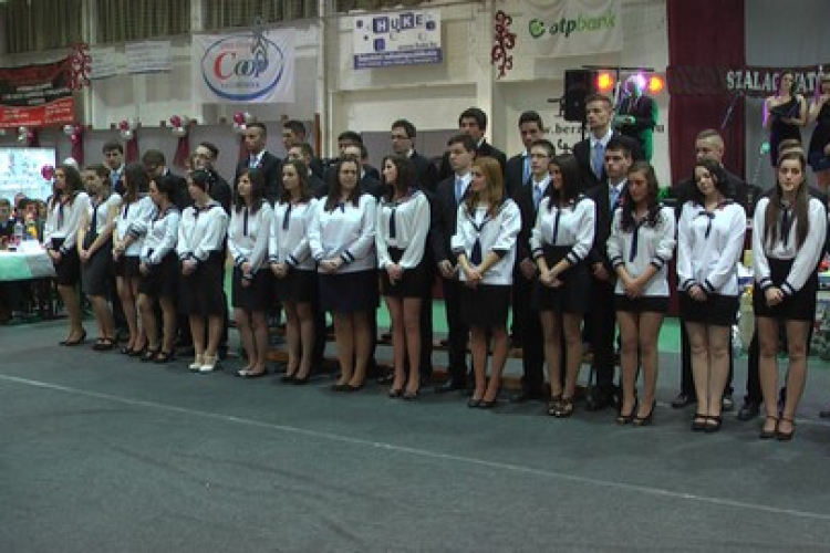 Szalagavató 2015 Celldömölk - gimisek