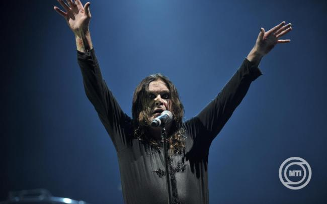 Elhunyt Ozzy Osbourne, a Black Sabbath legendás énekese