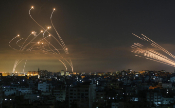 Rakétazáport zúdított Észak-Izraelre éjszaka a Hezbollah