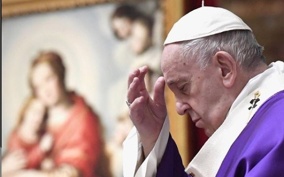 A krisztusi kereszt jelenlétéről beszélt az emberiség történetében Ferenc pápa nagycsütörtökön 