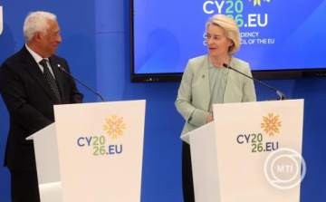 Az EU hétfőn megnyitja a csatlakozási tárgyalások első fejezetcsoportját Ukrajnával és Moldovával