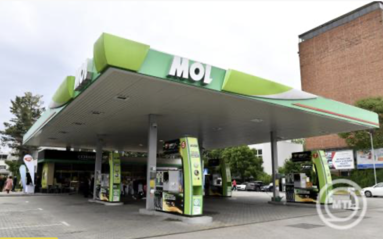 NGM: a magyar üzemanyagárak a háborús feszültség ellenére továbbra is kedvezőbben alakulnak a szomszédos országokhoz képest