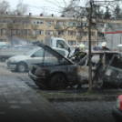 Kigyulladt egy személygépkocsi Celldömölkön