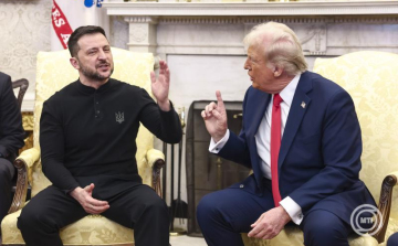 Az amerikai külügyminiszter bocsánatkérésre szólította fel Volodimir Zelenszkijt